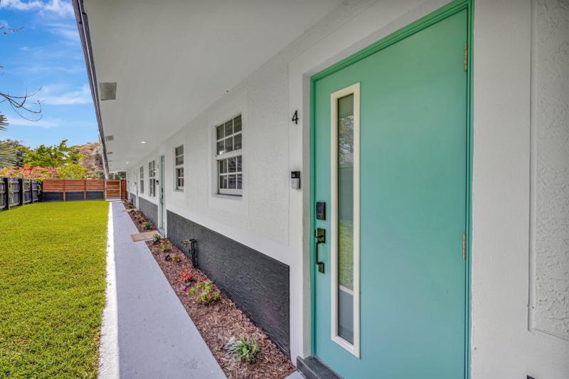 Duplex, Triplex and Fourplex Images