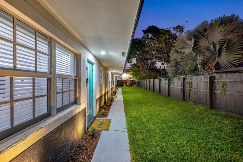 Duplex, Triplex and Fourplex Images