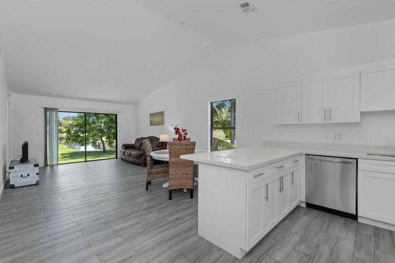 Duplex, Triplex and Fourplex Images