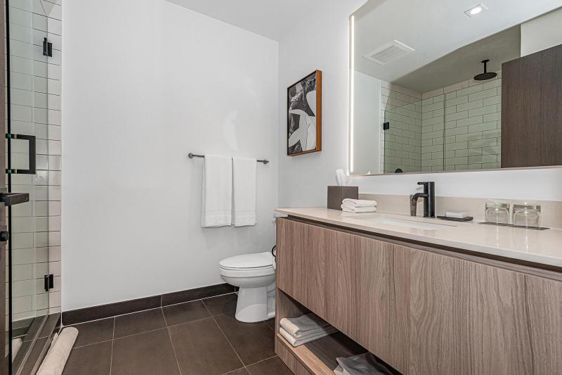  Condo & Townhome Photos