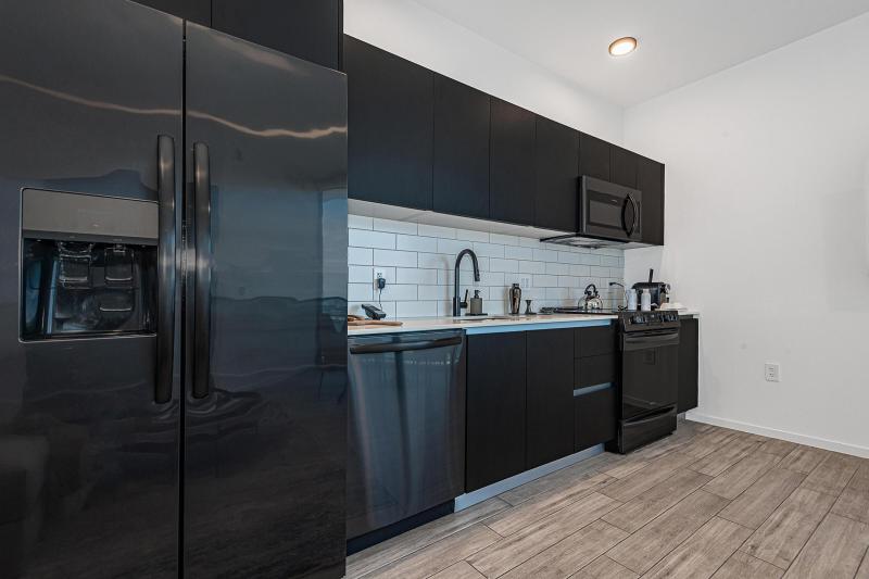  Condo & Townhome Photos