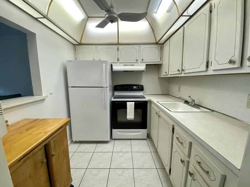  Condo & Townhome Photos
