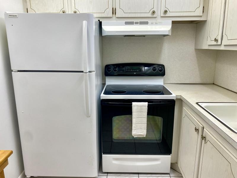  Condo & Townhome Photos