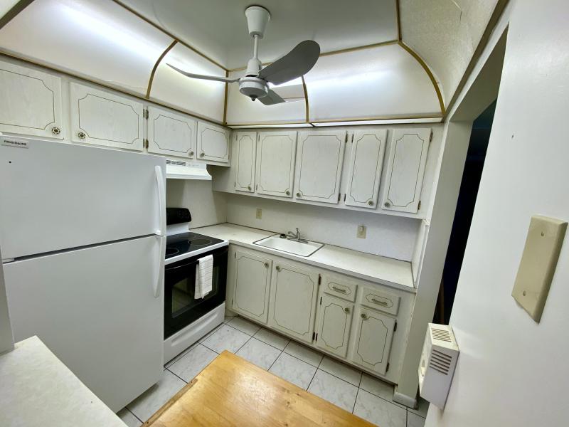  Condo & Townhome Photos