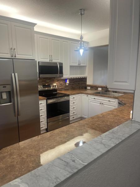  Condo & Townhome Photos