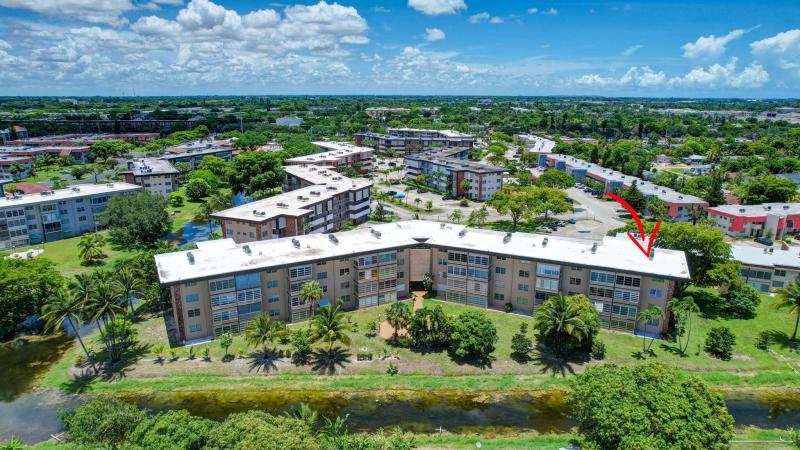  Condo & Townhome Photos
