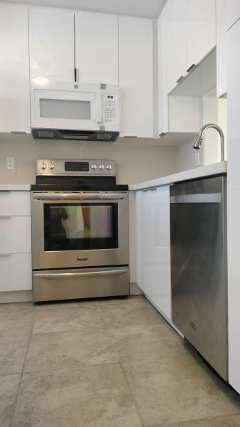 Condo & Townhome Photos
