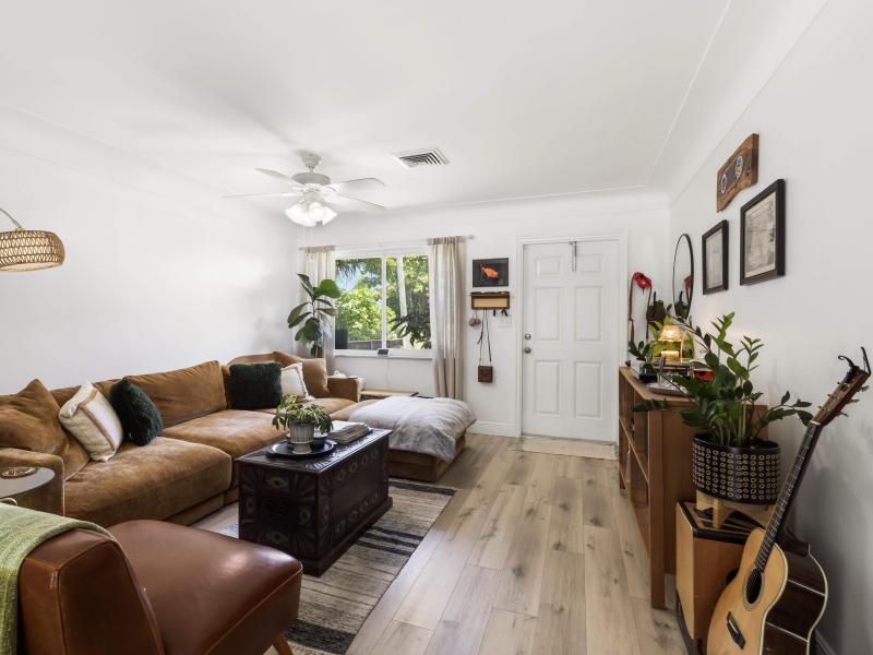 Duplex, Triplex and Fourplex Images