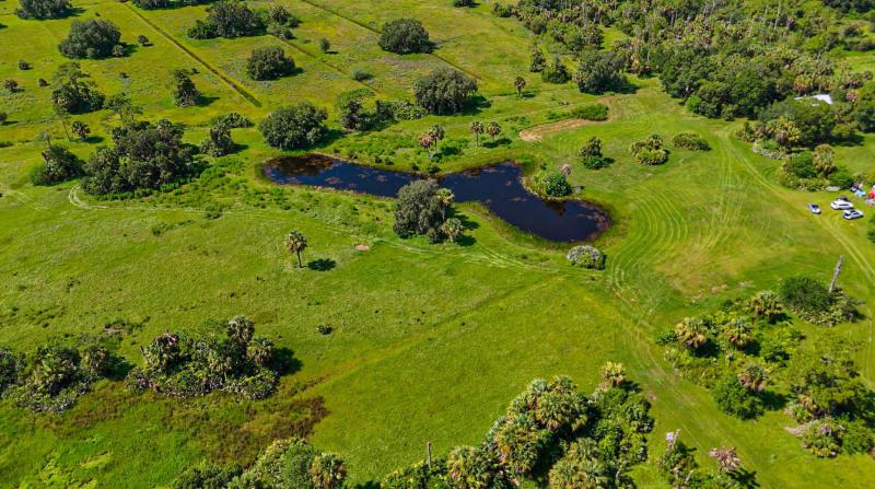  Commercial & Industrial Land Images 