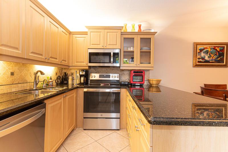  Condo & Townhome Photos