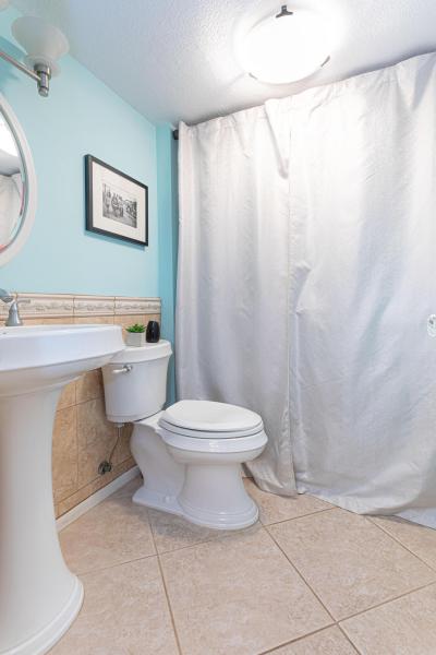  Condo & Townhome Photos