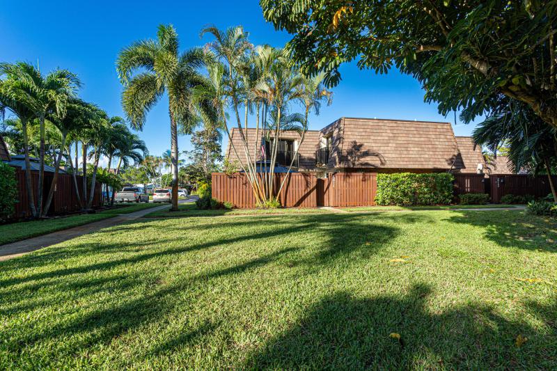  Condo & Townhome Photos