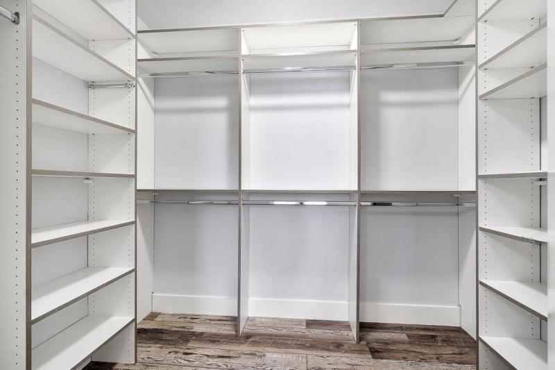  Condo & Townhome Photos