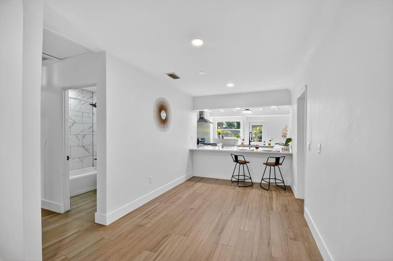 Duplex, Triplex and Fourplex Images