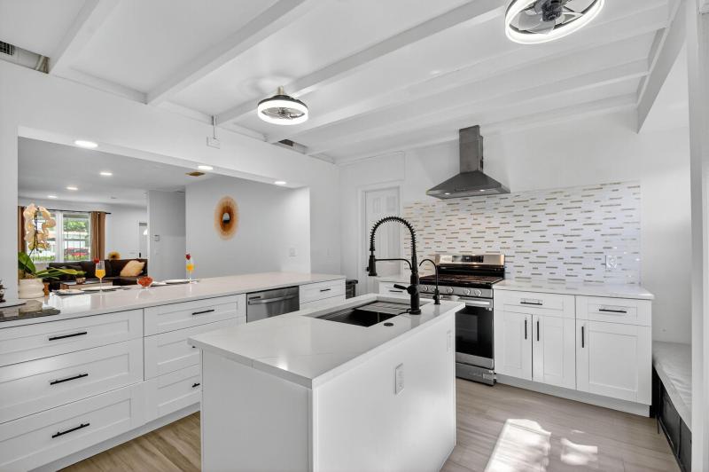 Duplex, Triplex and Fourplex Images