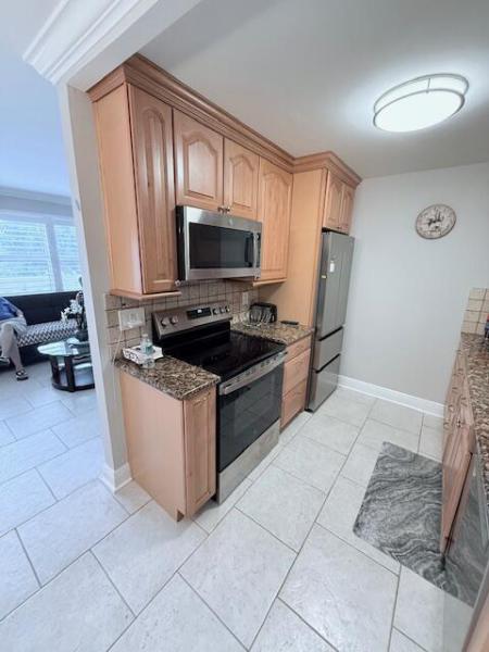  Condo & Townhome Photos