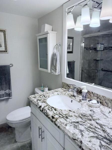  Condo & Townhome Photos