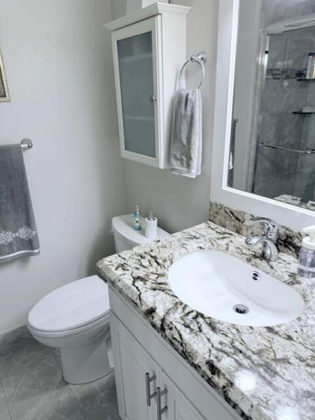  Condo & Townhome Photos