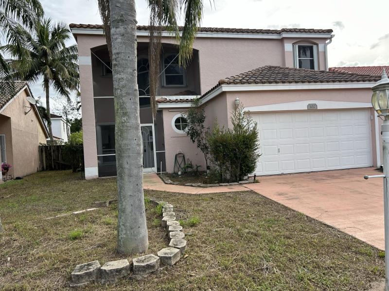  Single Family Homes Photo 15:  Greenacres,  FL 33463