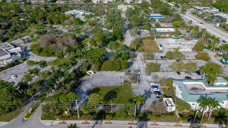  Commercial & Industrial Land Images 