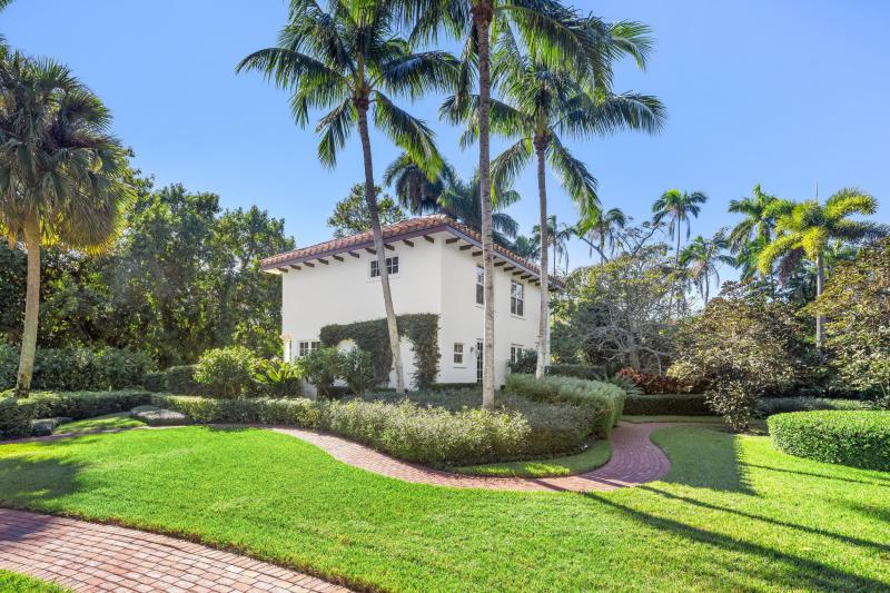  Single Family Homes Photo 10:  Palm Beach,  FL 33480
