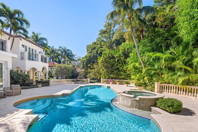  Single Family Homes Photo 101:  Palm Beach,  FL 33480