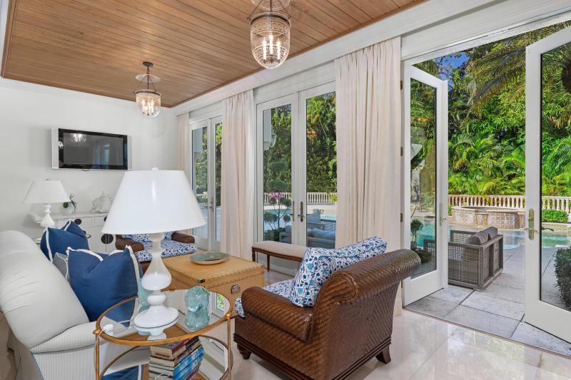  Single Family Homes Photo 34:  Palm Beach,  FL 33480
