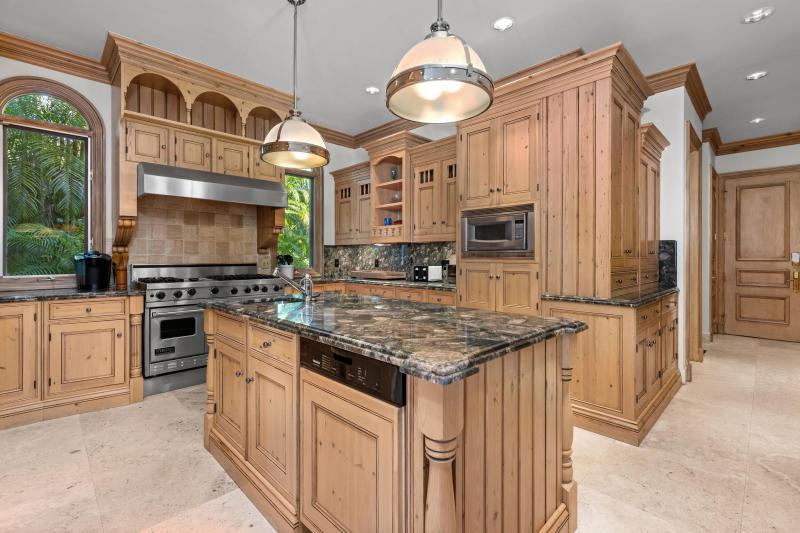  Single Family Homes Photo 45:  Palm Beach,  FL 33480