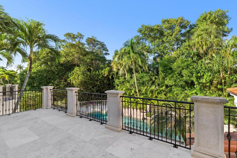  Single Family Homes Photo 69:  Palm Beach,  FL 33480