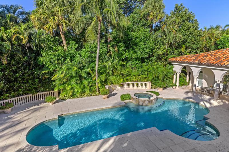  Single Family Homes Photo 72:  Palm Beach,  FL 33480