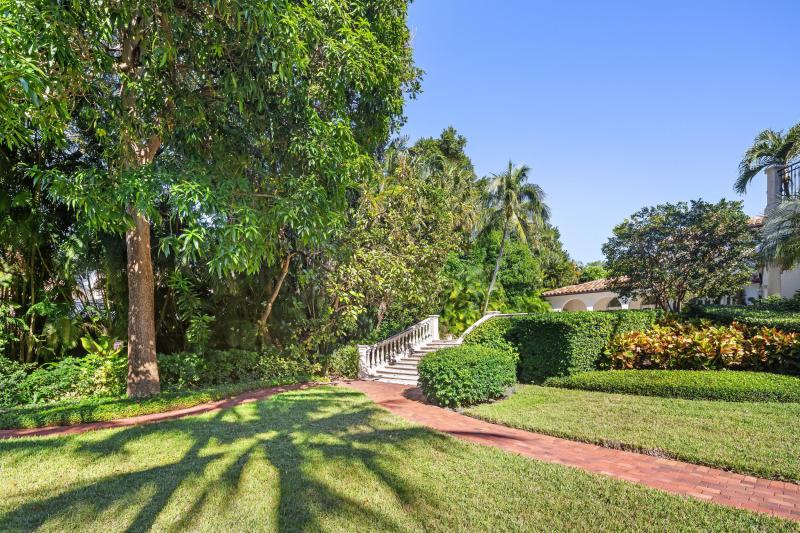  Single Family Homes Photo 8:  Palm Beach,  FL 33480