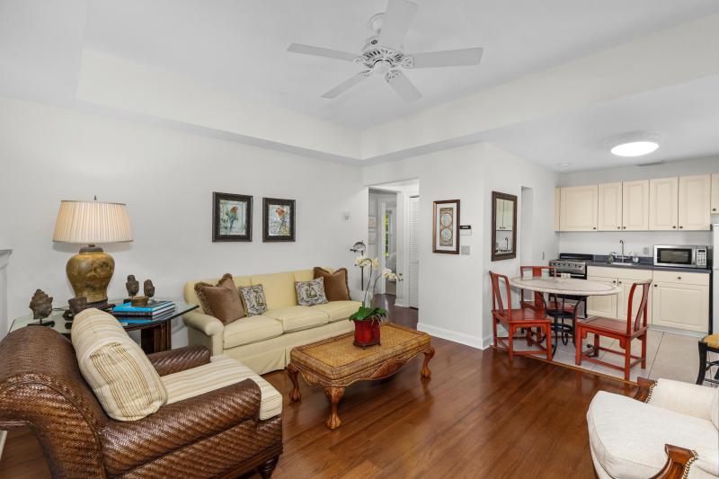  Single Family Homes Photo 95:  Palm Beach,  FL 33480