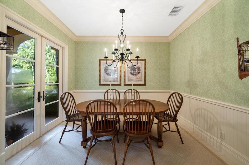  Single Family Homes Photo 15:  Palm Beach,  FL 33480