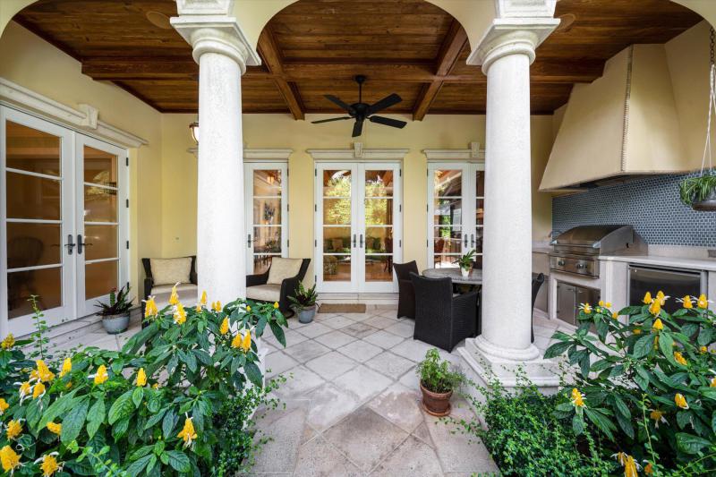 Single Family Homes Photo 19:  Palm Beach,  FL 33480