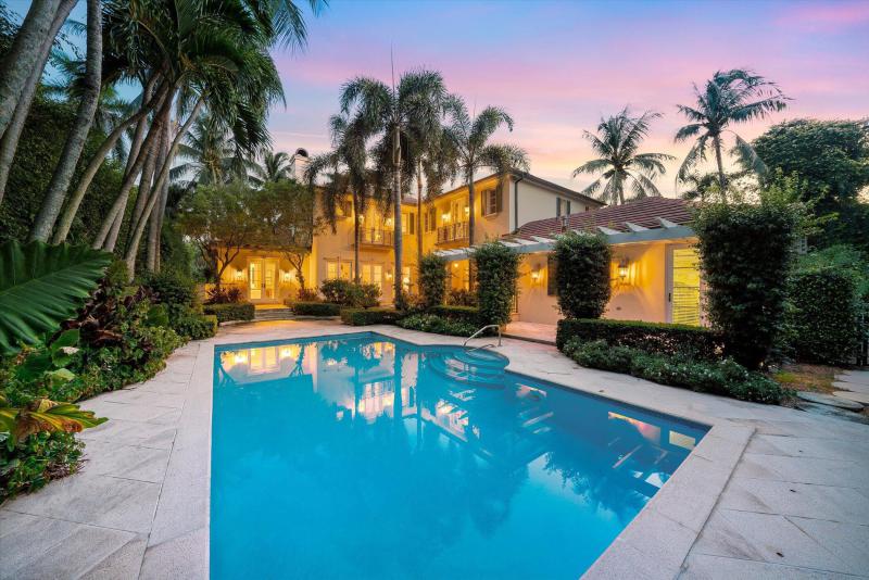  Single Family Homes Photo 23:  Palm Beach,  FL 33480
