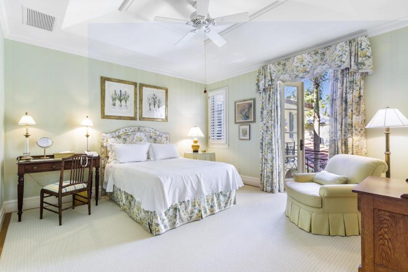  Single Family Homes Photo 25:  Palm Beach,  FL 33480