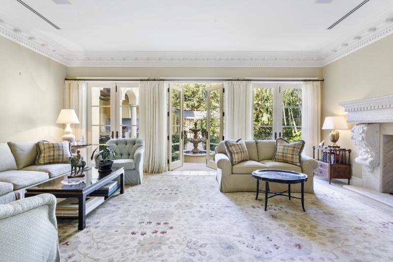  Single Family Homes Photo 5:  Palm Beach,  FL 33480