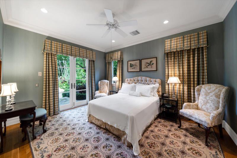  Single Family Homes Photo 8:  Palm Beach,  FL 33480