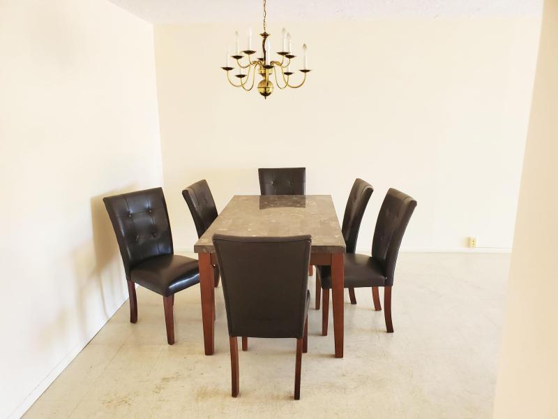  Condo & Townhome Photos
