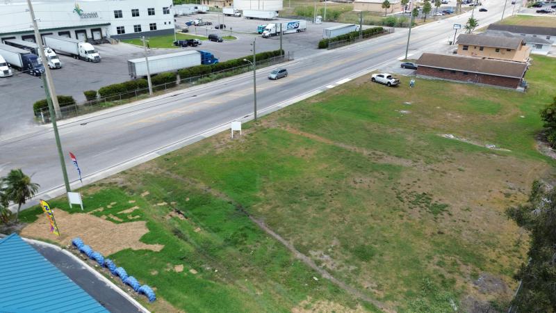  Commercial & Industrial Land Images 