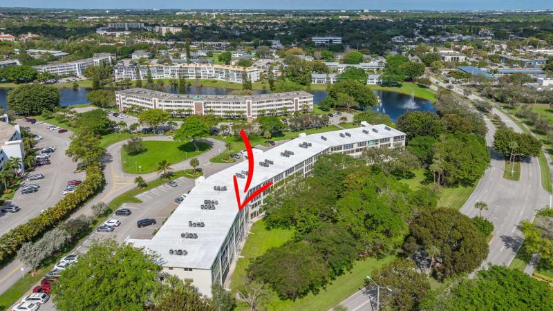  Condo & Townhome Photos