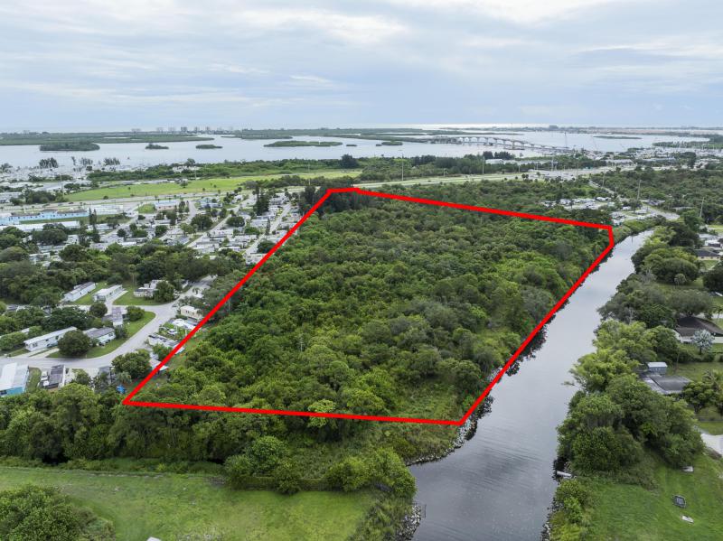 Commercial & Industrial Land Images 