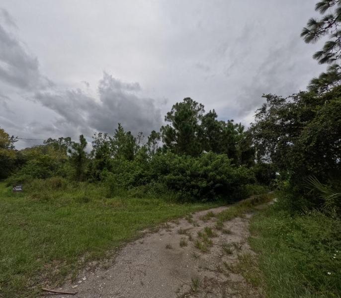  Commercial & Industrial Land Images 