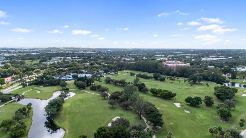  Condo & Townhome Photos
