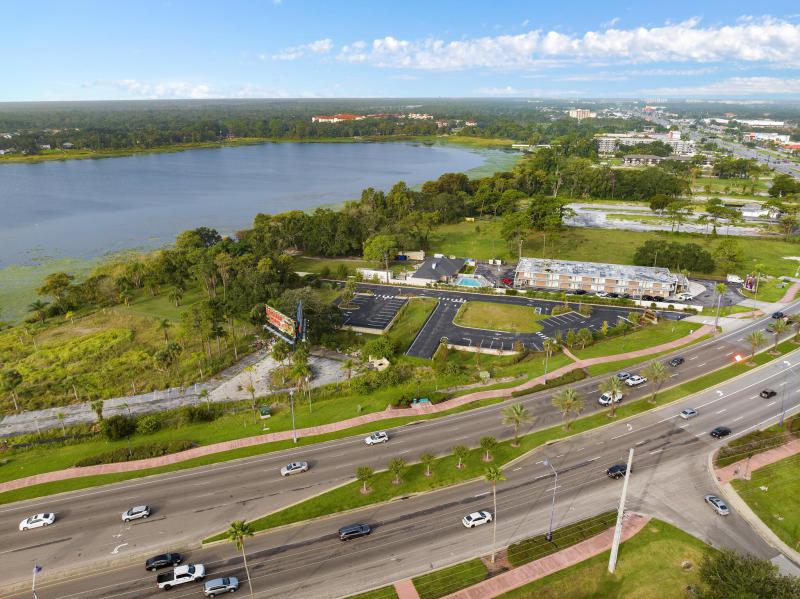  Commercial & Industrial Land Images 