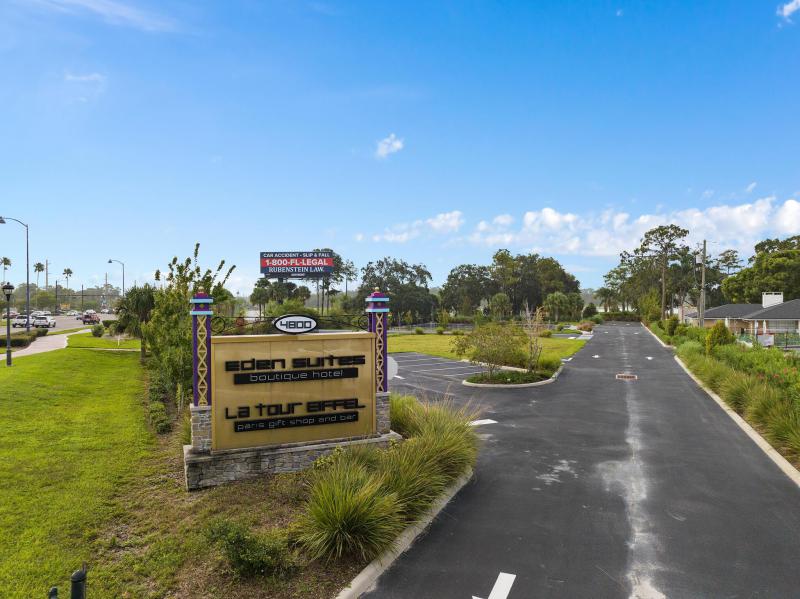  Commercial & Industrial Land Images 