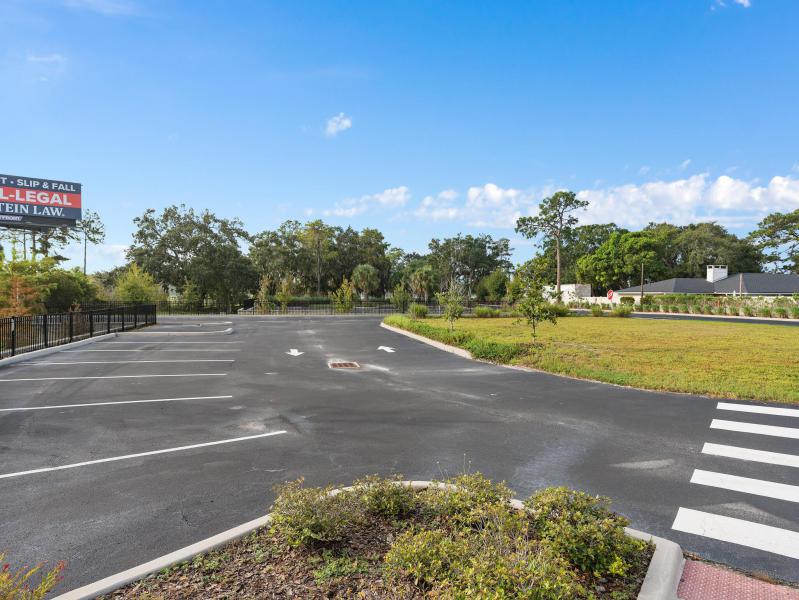  Commercial & Industrial Land Images 