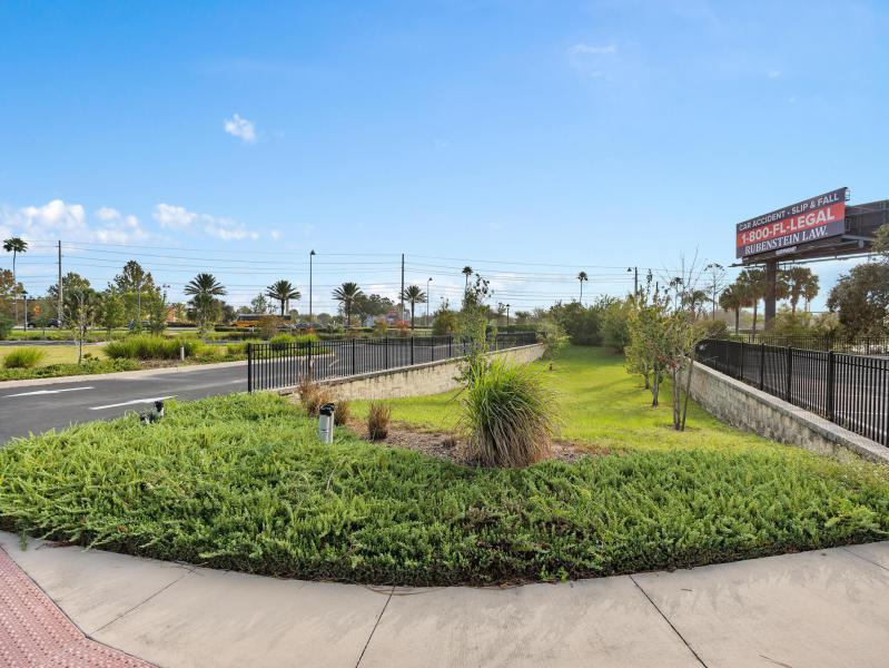  Commercial & Industrial Land Images 