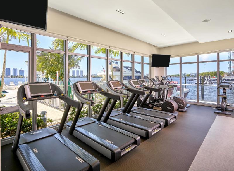  Condo & Townhome Photos