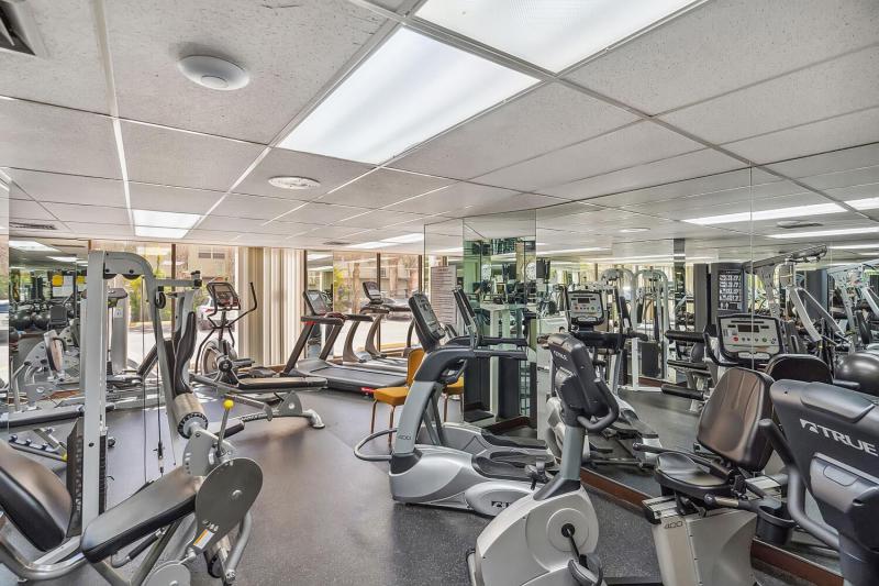  Condo & Townhome Photos